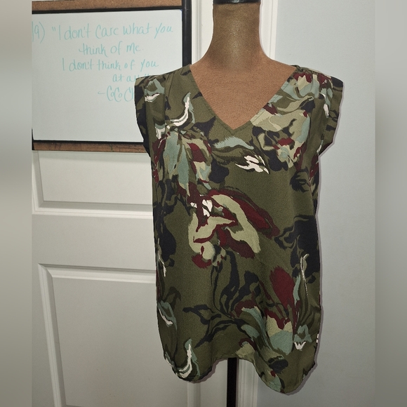 Maurices Tops - Floral Sleeveless Women's Top